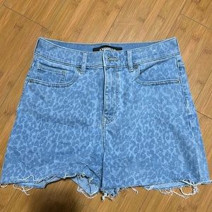 Express high rise denim shorts, perfect condition